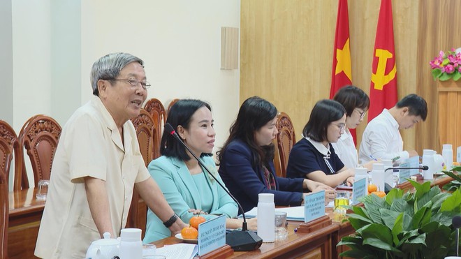 Kiểm tra, giám sát công tác chuẩn bị bầu cử tại phường Bà Rịa - Ảnh 4.