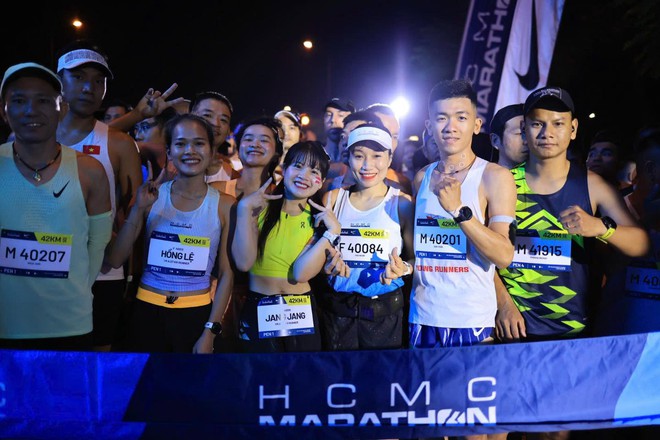 HCMC Marathon 2026: Gần 11.000 bước chạy bền bỉ tiến vào năm 2026 đầy cảm xúc! - Ảnh 2.