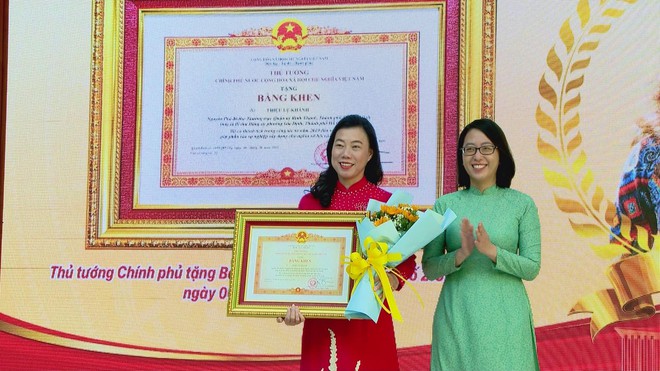 Phường Gia Định đẩy mạnh chuyển đổi số và thi đua năm 2025 - Ảnh 1.