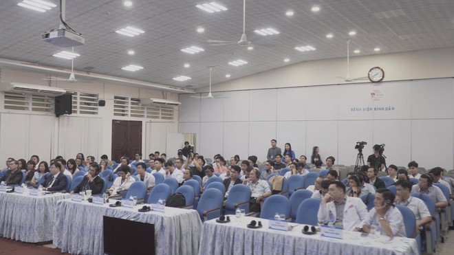 TP. Hồ Chí Minh: Chuẩn hóa công nghệ nội soi tiết niệu theo tiêu chuẩn châu Âu - Ảnh 2.