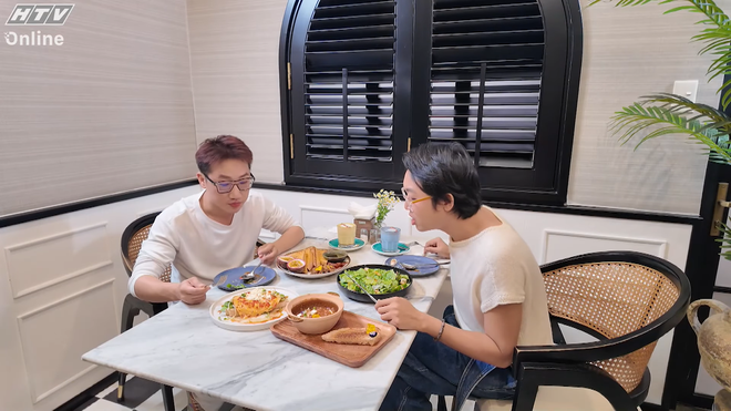 Nhìn lại hành trình ẩm thực đáng nhớ trong "Quán ăn hạnh phúc" - Ảnh 2.