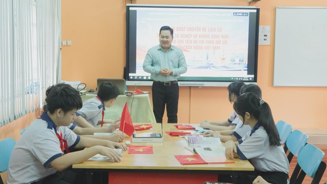 Nhà giáo trẻ Lê Minh Quân: Người "truyền lửa" đam mê học Sử  - Ảnh 2.