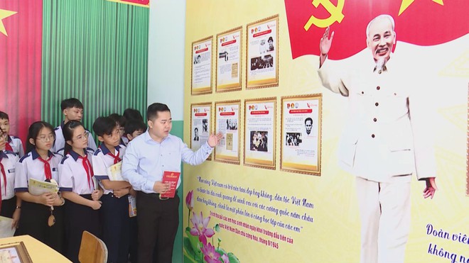 Nhà giáo trẻ Lê Minh Quân: Người "truyền lửa" đam mê học Sử  - Ảnh 3.