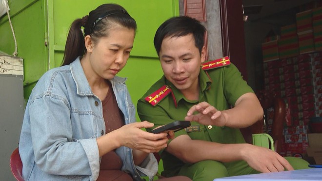 Thời sự trưa HTV 13/1/2026 I Mức đóng BHXH, BHYT, bảo hiểm thất nghiệp kể từ ngày 1/1/2026 - Ảnh 2.