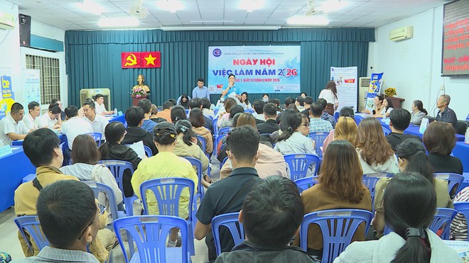 Hàng ngàn "việc tìm người" trong đầu năm 2026, tuyển dụng trực tuyến chiếm ưu thế - Ảnh 2.