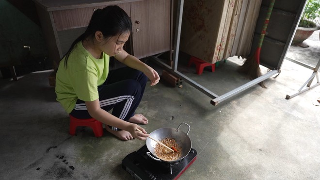 Mỹ Duyên: Cô bé mồ côi ước mơ nhảy Aerobic nuôi ngoại già yếu - Ảnh 3.