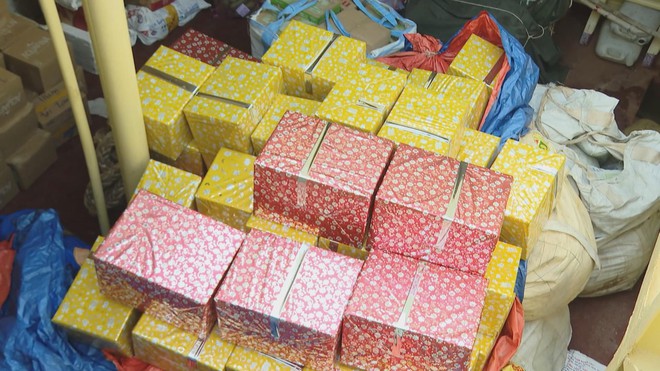 Mang tết ấm đến Trường Sa - Ảnh 2.