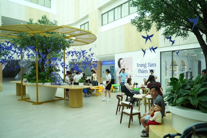 Mở rộng cơ hội khám chữa bệnh chất lượng cao bằng BHYT tại phía Đông TP. Hồ Chí Minh - Ảnh 2.