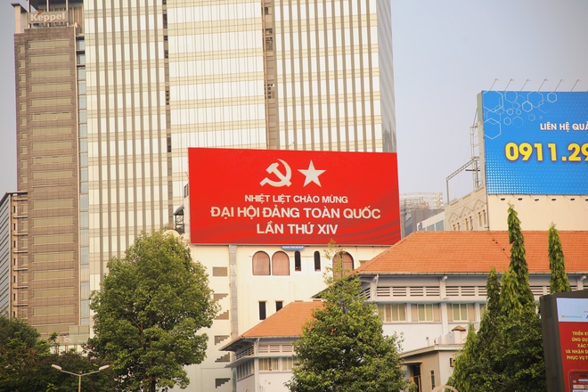 TP. Hồ Chí Minh trang hoàng rực rỡ chào mừng Đại hội XIV của Đảng- Ảnh 6.