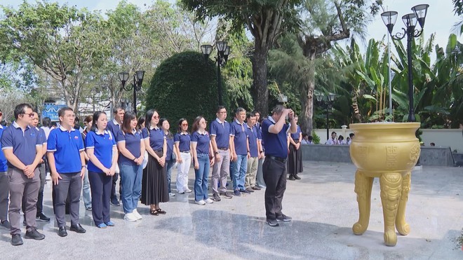 Chi bộ HTV-TMS tổ chức hành trình về nguồn tại Khu di tích Minh Đạm - Ảnh 1.