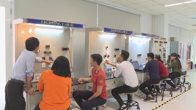 Thành phố đổi mới đào tạo nghề bám sát nhu cầu thị trường lao động - Ảnh 4.