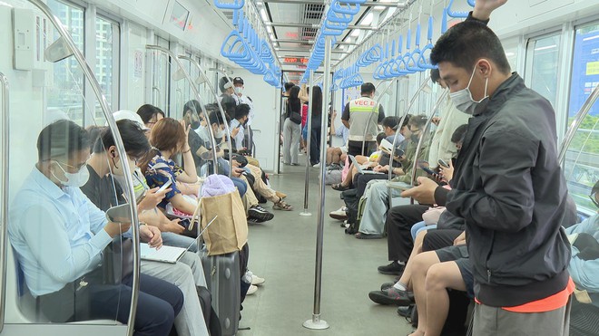 Tuyến Metro số 1 mở rộng ưu đãi cho hành khách - Ảnh 1.