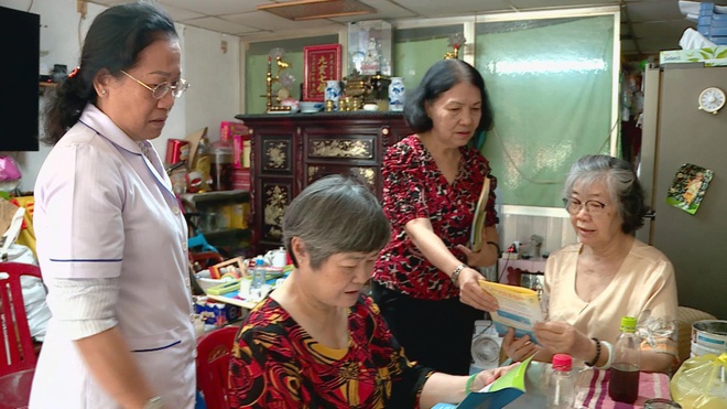 Hỗ trợ nhân viên y tế nghỉ hưu đến 9 triệu đồng tại TP. Hồ Chí Minh - Ảnh 5.