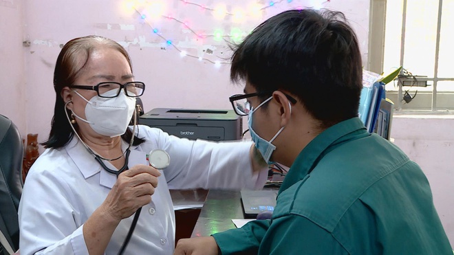 Hỗ trợ nhân viên y tế nghỉ hưu đến 9 triệu đồng tại TP. Hồ Chí Minh - Ảnh 6.