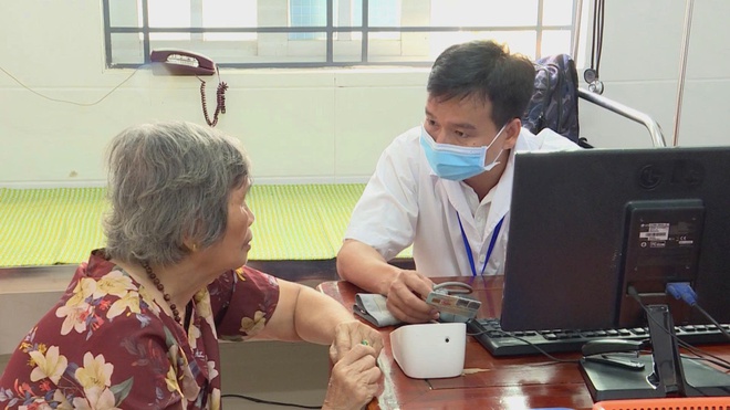 Hỗ trợ nhân viên y tế nghỉ hưu đến 9 triệu đồng tại TP. Hồ Chí Minh - Ảnh 8.