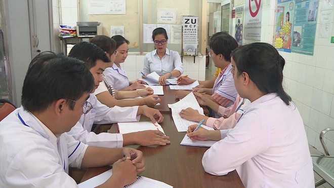 Hỗ trợ nhân viên y tế nghỉ hưu đến 9 triệu đồng tại TP. Hồ Chí Minh - Ảnh 1.