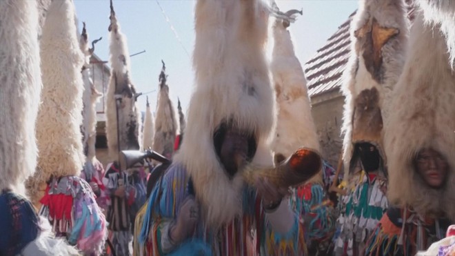 Lễ hội truyền thống kết thúc mùa Đông độc đáo ở Croatia - Ảnh 4.