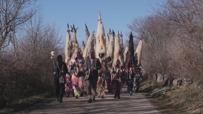 Lễ hội truyền thống kết thúc mùa Đông độc đáo ở Croatia - Ảnh 3.