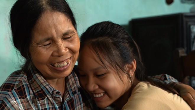 Hồng Ngọc mồ côi cha, mang bệnh hiểm nghèo vẫn vươn lên học giỏi - Ảnh 8.