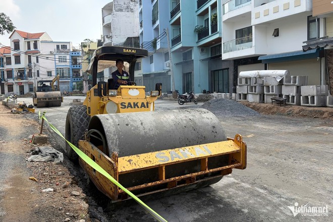 Kênh ô nhiễm ở TP. Hồ Chí Minh sắp 'lột xác' thành đường 4 làn xe - Ảnh 2.