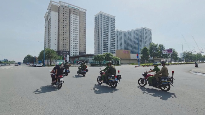 Cửa ngõ phía Bắc TP. Hồ Chí Minh: Siết chặt an ninh, bảo đảm an toàn giao thông dịp Tết Dương lịch 2026 - Ảnh 3.