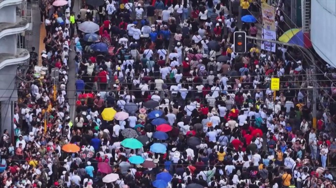 Philippines: 400 thuyền tham gia diễu hành nhân lễ hội Sinulog - Ảnh 4.