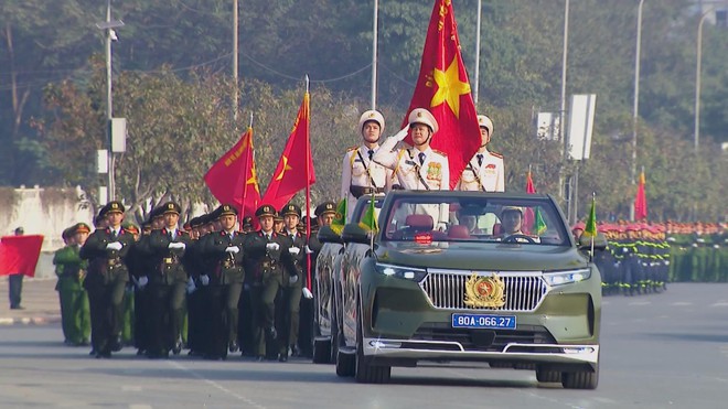 NHÌN LẠI NHIỆM KỲ ĐẠI HỘI XIII: NỀN TẢNG VỮNG CHẮC CHO GIAI ĐOẠN PHÁT TRIỂN MỚI - Ảnh 7.