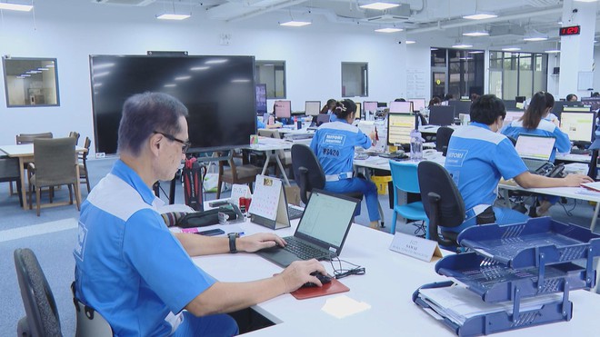 Nhiều doanh nghiệp công bố thưởng Tết sớm, người lao động an tâm gắn bó - Ảnh 1.