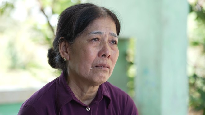 Kiều My nương tựa bà lớn tuổi vì mất cha, mẹ không minh mẫn- Ảnh 1.