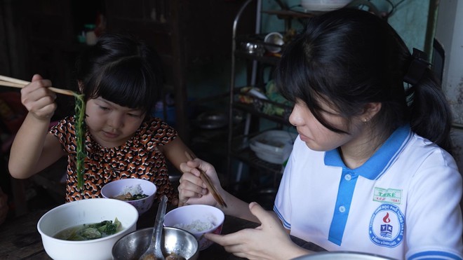 Hơn 450 triệu trao đến các em mồ côi trong "Mái ấm gia đình Việt" tập 55 - Ảnh 2.