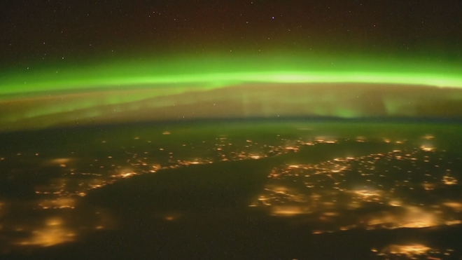 Hình ảnh cực quang ghi được từ trạm ISS - Ảnh 2.