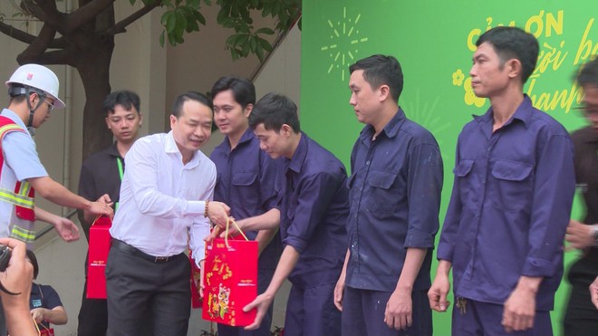 Tết đến sớm với công nhân ngành đường sắt - Ảnh 4.