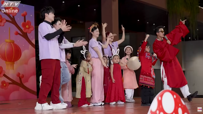 "Trường học Siêu sao" tập 13: Khi những "visual nhí" càn quét sàn run-way ngày cận Tết- Ảnh 12. "Trường học Siêu sao" tập 13: Khi những "visual nhí" càn quét sàn run-way ngày cận Tết- Ảnh 12.