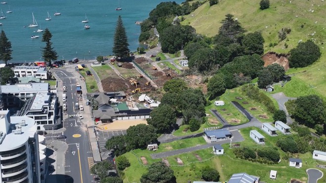 Thảm họa sạt lở đất ở New Zealand: Vẫn còn 6 người mất tích - Ảnh 1.