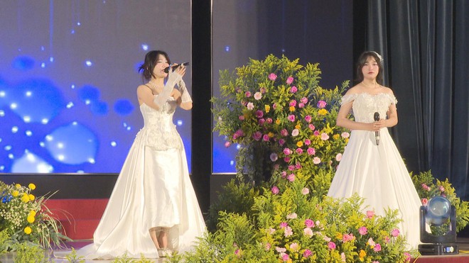 Chương trình âm nhạc và chia sẻ "Mình cùng ngồi nói chuyện tình yêu" mùa 3 - Ảnh 4.