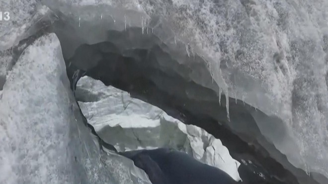 Tảng băng trôi lớn nhất thế giới sắp tan rã- Ảnh 1.