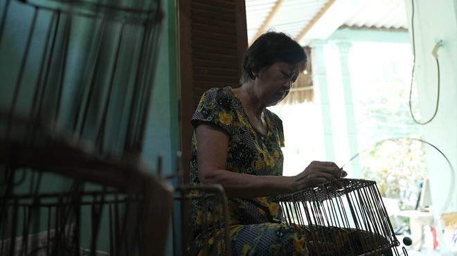 Mái ấm gia đình Việt: Bữa sáng nửa gói mì của cô bé mồ côi - Ảnh 3.