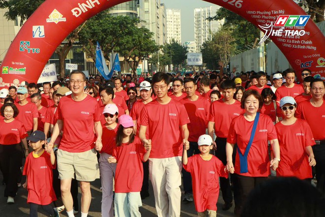 Đi bộ từ thiện Đinh Thiện Lý: 21 năm lan tỏa yêu thương - Ảnh 1.