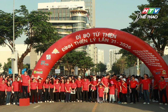 Đi bộ từ thiện Đinh Thiện Lý: 21 năm lan tỏa yêu thương - Ảnh 4.