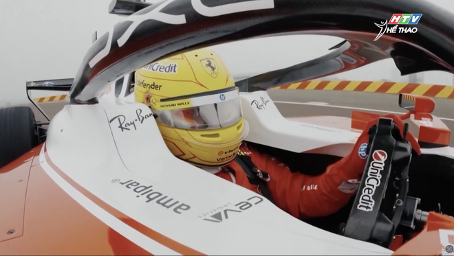 Đội đua F1 Ferrari ra mắt mẫu xe cho mùa giải mới - Ảnh 4.