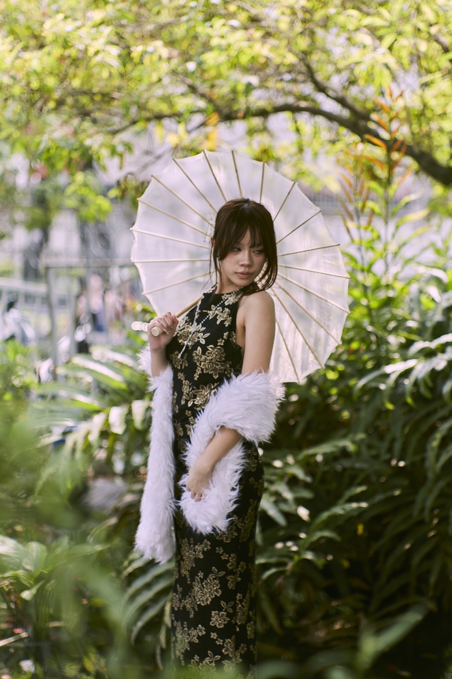 Sắc xuân về sớm trên những tà áo- Ảnh 2. Sắc xuân về sớm trên những tà áo- Ảnh 2.