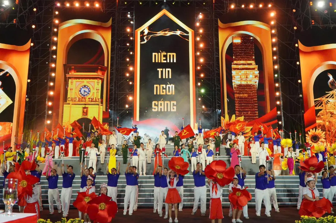 Chương trình nghệ thuật “Ánh sáng niềm tin và khát vọng” trực tiếp trên HTV1 tối nay - Ảnh 2.