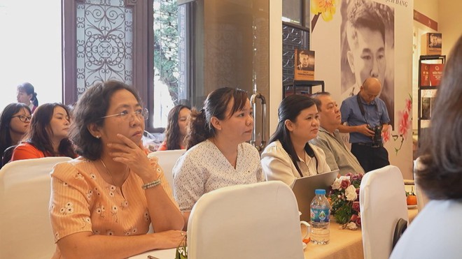 Hành trình tìm về cội nguồn qua hội thi thuyết minh viên- Ảnh 5. Hành trình tìm về cội nguồn qua hội thi thuyết minh viên- Ảnh 5.