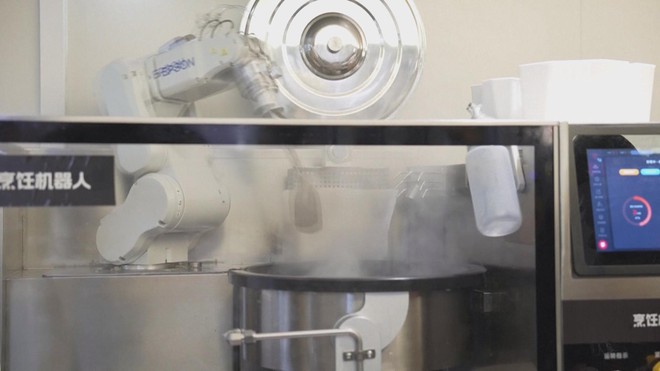 Trung Quốc thử nghiệm robot A.I ở nhà hàng - Ảnh 3.