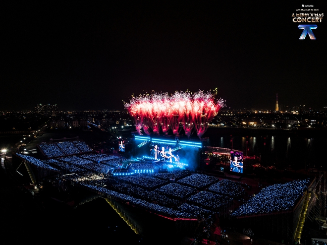 Concert Anh trai “Say hi” 2025 – A White Valentine: Vé Early Bird cháy sạch sau 40 phút - Ảnh 2.