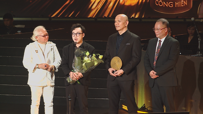 Phát triển công nghiệp văn hóa đi đôi với gìn giữ bản sắc - Ảnh 4.