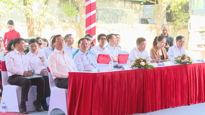 Lễ động thổ xây dựng Trường Tiểu học Bình Chuẩn 3 theo hình thức "chìa khóa trao tay" - Ảnh 2.