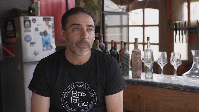 Chile: Đưa rượu vang xuống "ngủ đông" dưới đáy Thái Bình Dương để tìm hương vị lạ - Ảnh 4.