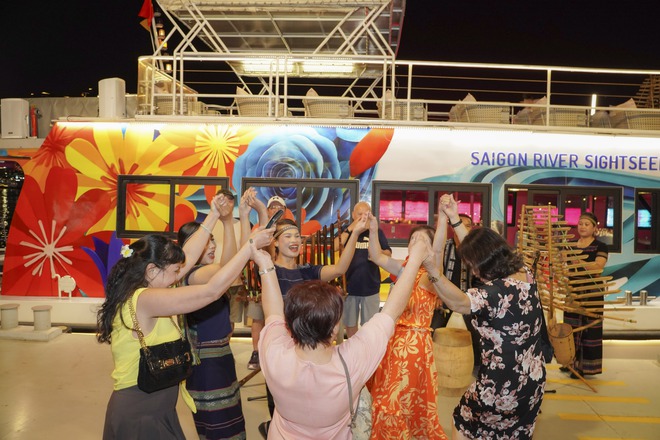 Saigon WaterGO ra mắt "Hành trình Di sản": Đánh thức bản sắc trên sông Sài Gòn - Ảnh 6.