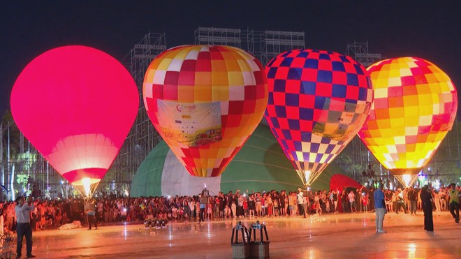 Bầu trời Sa Đéc rực rỡ với khinh khí cầu khổng lồ - Ảnh 3.